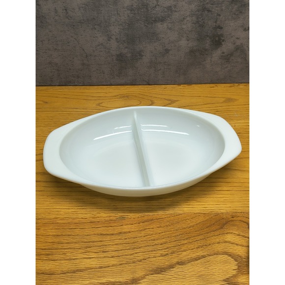 Pyrex Other - Vintage Pyrex #1063 Divided Serving Baking Dish 1 1/2 Qt Milk Glass Opal No Lid‎